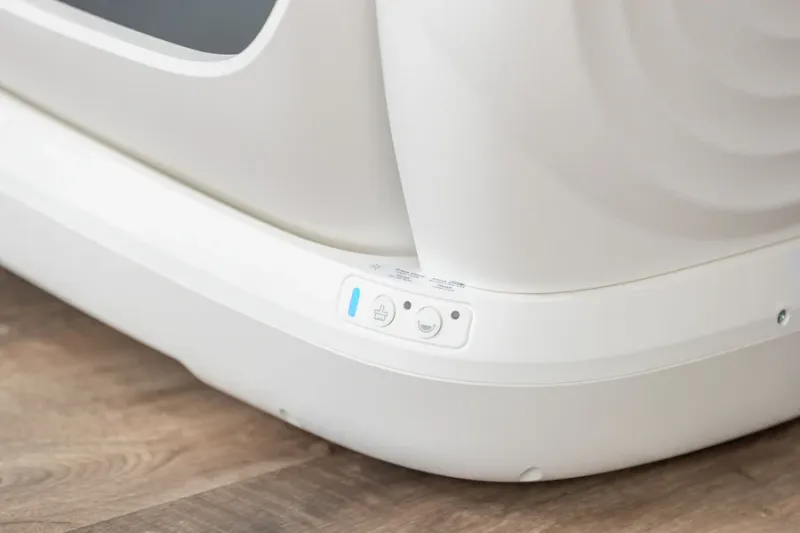 Selbstreinigende Katzentoilette XL mit breiter Öffnung für große Katzen