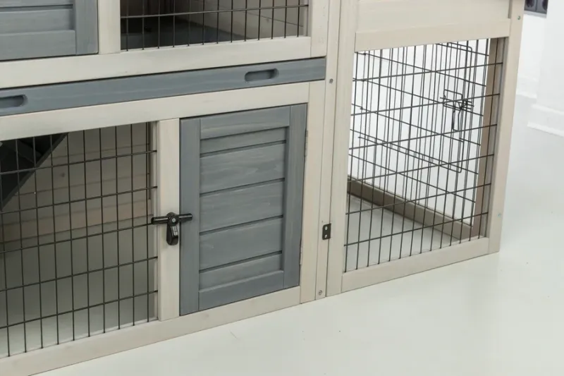 Kleintierstall mit Freilaufgehege