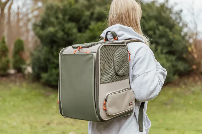 Hunderucksack Rocco mit ausklappbarer Liegefläche