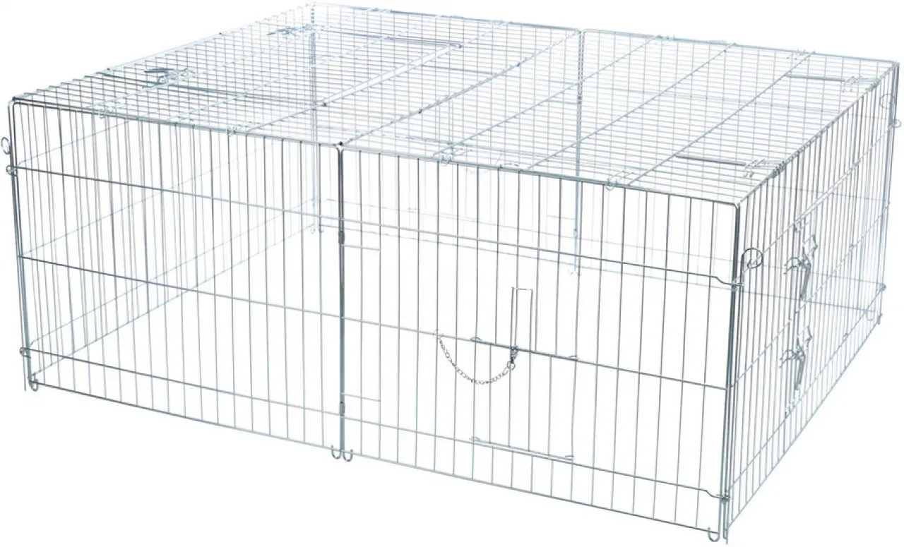 Freilaufgehege mit Abdeckung