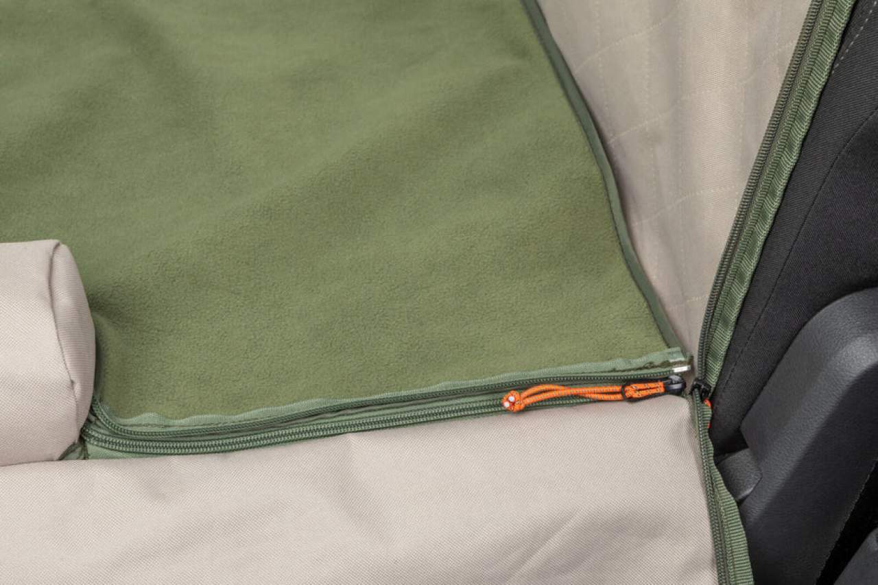 Wendbare Autoschondecke für Hunde mit Bodenplatte und Sichtfenster
